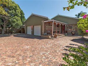 2 Bed House in Blommendal