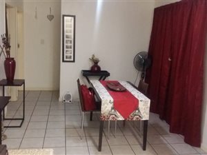 2 Bed Townhouse in Meyerspark