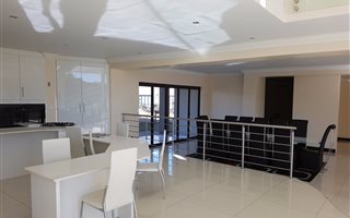 6 Bedroom House in Serengeti