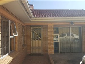 4 Bed House in Sunny Ridge