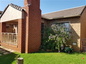 2 Bed Townhouse in Equestria