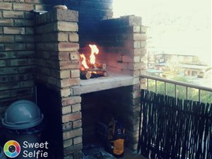 2 Bed Flat in Helderkruin