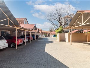 2 Bed Townhouse in Hillcrest