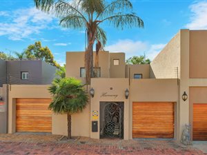 3 Bed House in Benmore Gardens