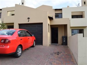 3 Bed Townhouse in Dainfern