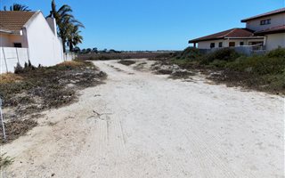 576 m² Land available in Port Owen