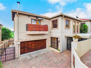 4 Bedroom House in Chancliff Ridge