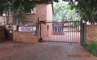 3 Bedroom Apartment in Doornpoort and surrounds