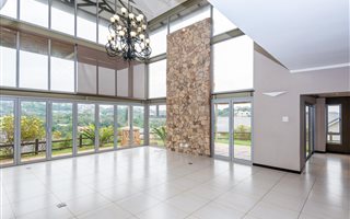 4 Bedroom Townhouse in Simbithi Estate