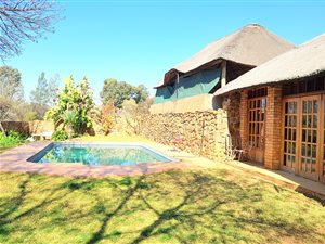 7.3 ha Farm in Magaliesburg