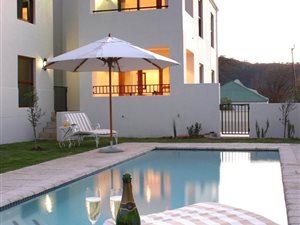 2 Bed Apartment in Franschhoek