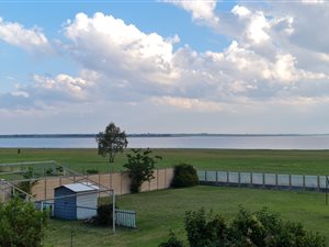 2 Bed Apartment in Deneysville