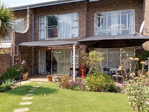 3 Bed Townhouse in Brackendowns
