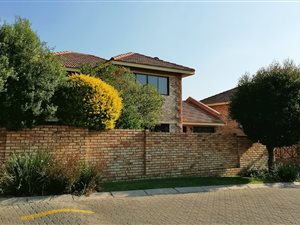 3 Bed Cluster in North Riding