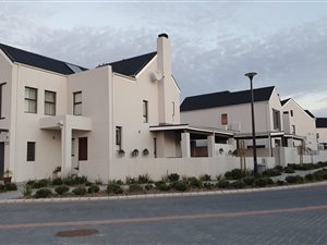 3 Bed House in Acorn Creek Lifestyle Estate