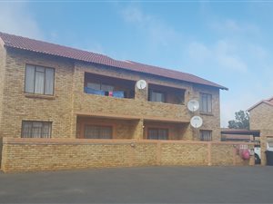 2 Bedroom Apartment in Randfontein Central