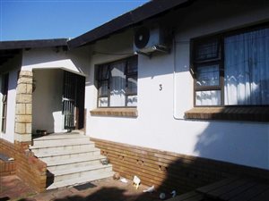 3 Bed House in Bluff