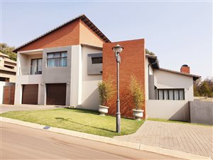 4 Bed House in Mooikloof Gardens