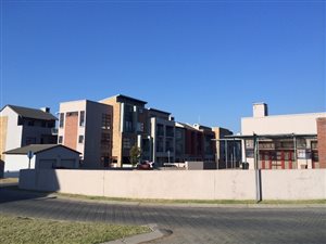 2 Bed Apartment in Midridge Park