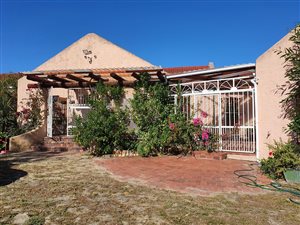 6 Bed House in Penhill