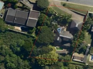 1233 m² Land available in Blue Bend