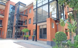 219 m² Office Space in Sandown