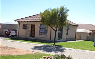 3 Bedroom Townhouse in Noordwyk