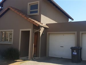 4 Bed Cluster in Kleinfontein