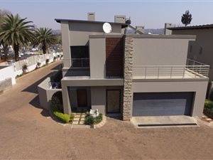 3 Bed House in Bedfordview