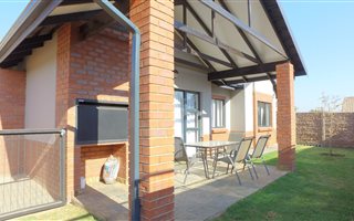 3 Bedroom Simplex in Die Wilgers