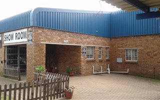 960 m² Commercial space in Die Heuwel