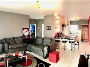 2 Bedroom Townhouse in Naturena
