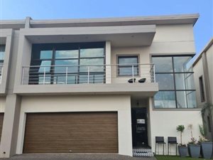 3 Bed Townhouse in Lenasia
