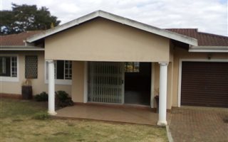 3 Bedroom Townhouse in Lincoln Meade