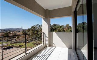 1 Bedroom Apartment in Lonehill