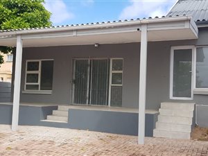 75 m² Office Space in Newton Park