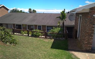 3 Bedroom House in Dana Bay