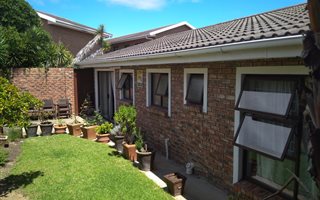 3 Bedroom House in Dana Bay