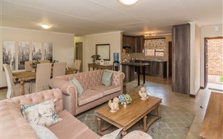 3 Bedroom House in Olympus