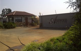 9999 m² Land available in Vlakplaats