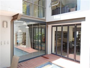3 Bed House in Bryanston