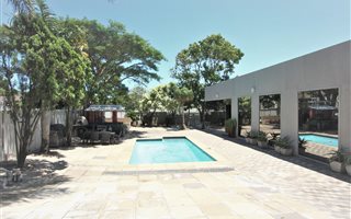 4 Bedroom House in Athlone Park