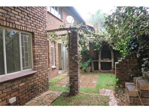 3 Bed Townhouse in Brummeria