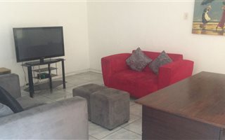 2 Bedroom Apartment in Humewood