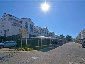 3 Bed Apartment in Oakdene