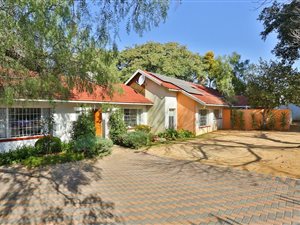 1884 m² Land available in Bryanston