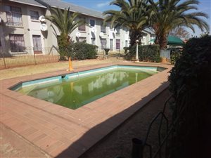 2 Bed Apartment in Whitney Gardens