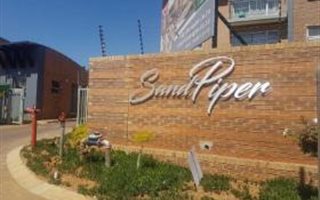 2 Bedroom Apartment in Montana Park