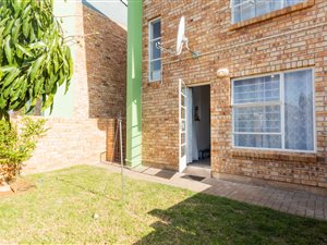 2 Bed Duplex in Theresa Park
