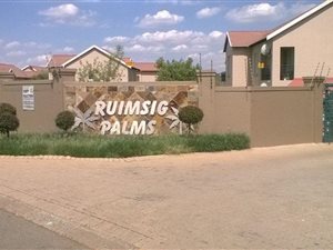 2 Bed Townhouse in Ruimsig